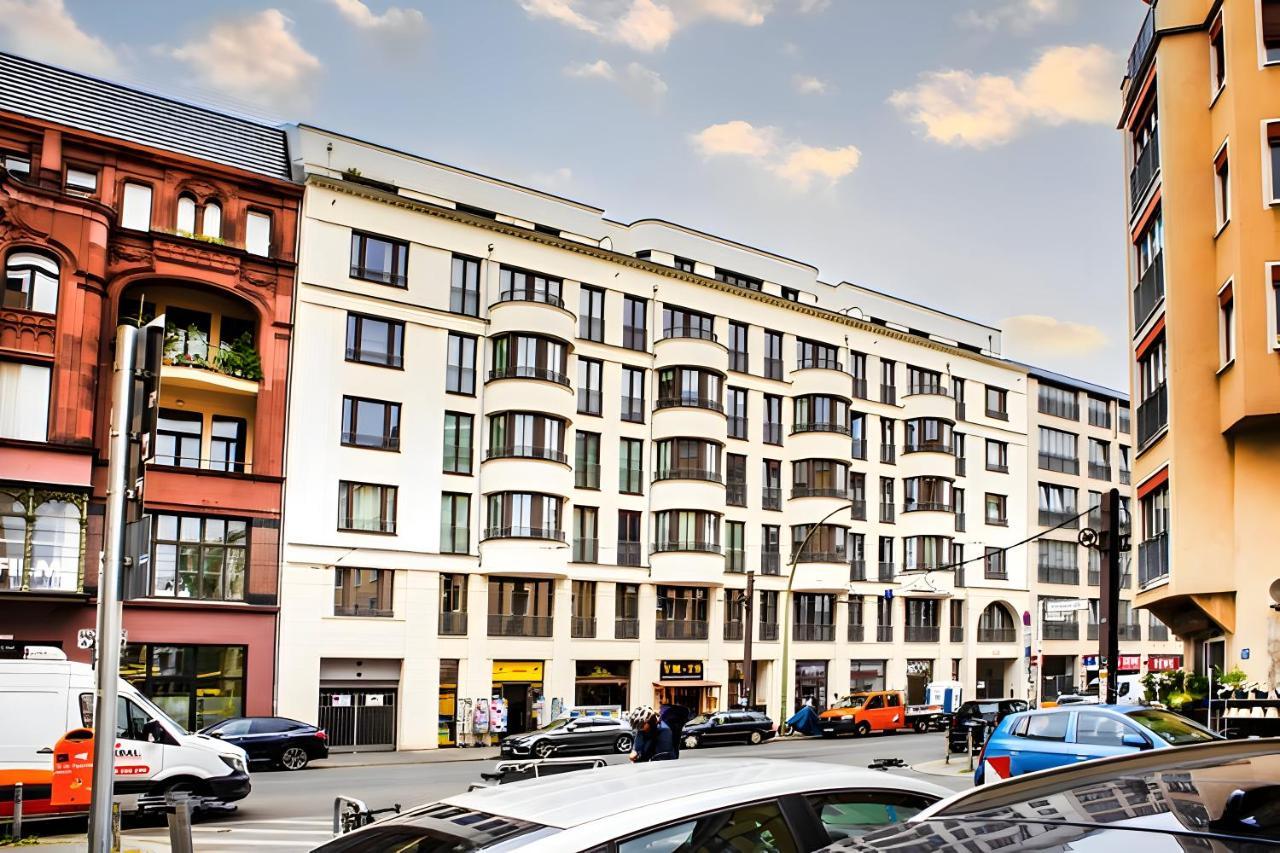 Modern Apartment In Mitte Berlijn Buitenkant foto