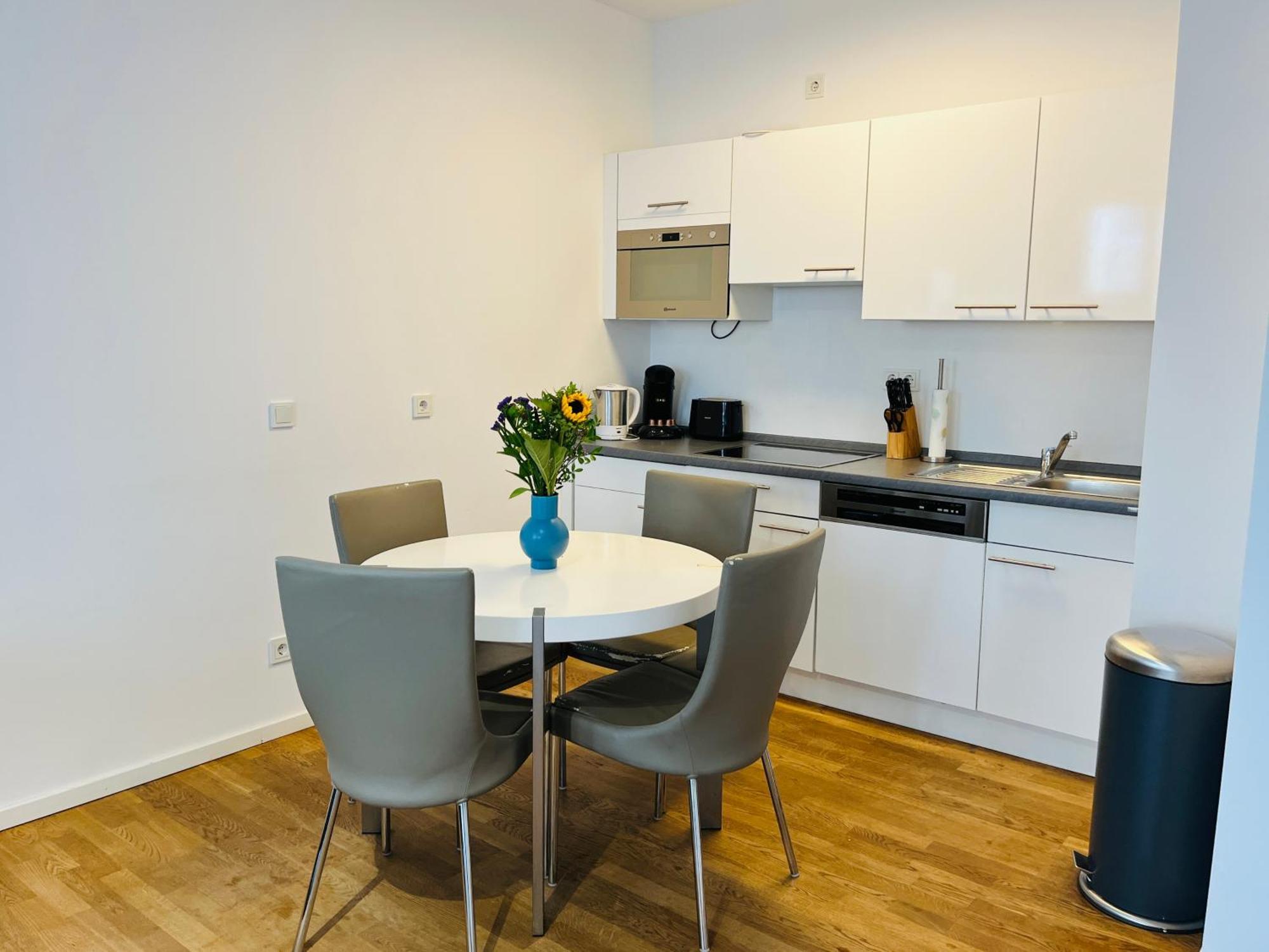 Modern Apartment In Mitte Berlijn Buitenkant foto